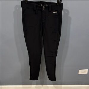 Kerrits silicone full seat breech Size Medium